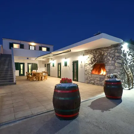 Vila House Natura *